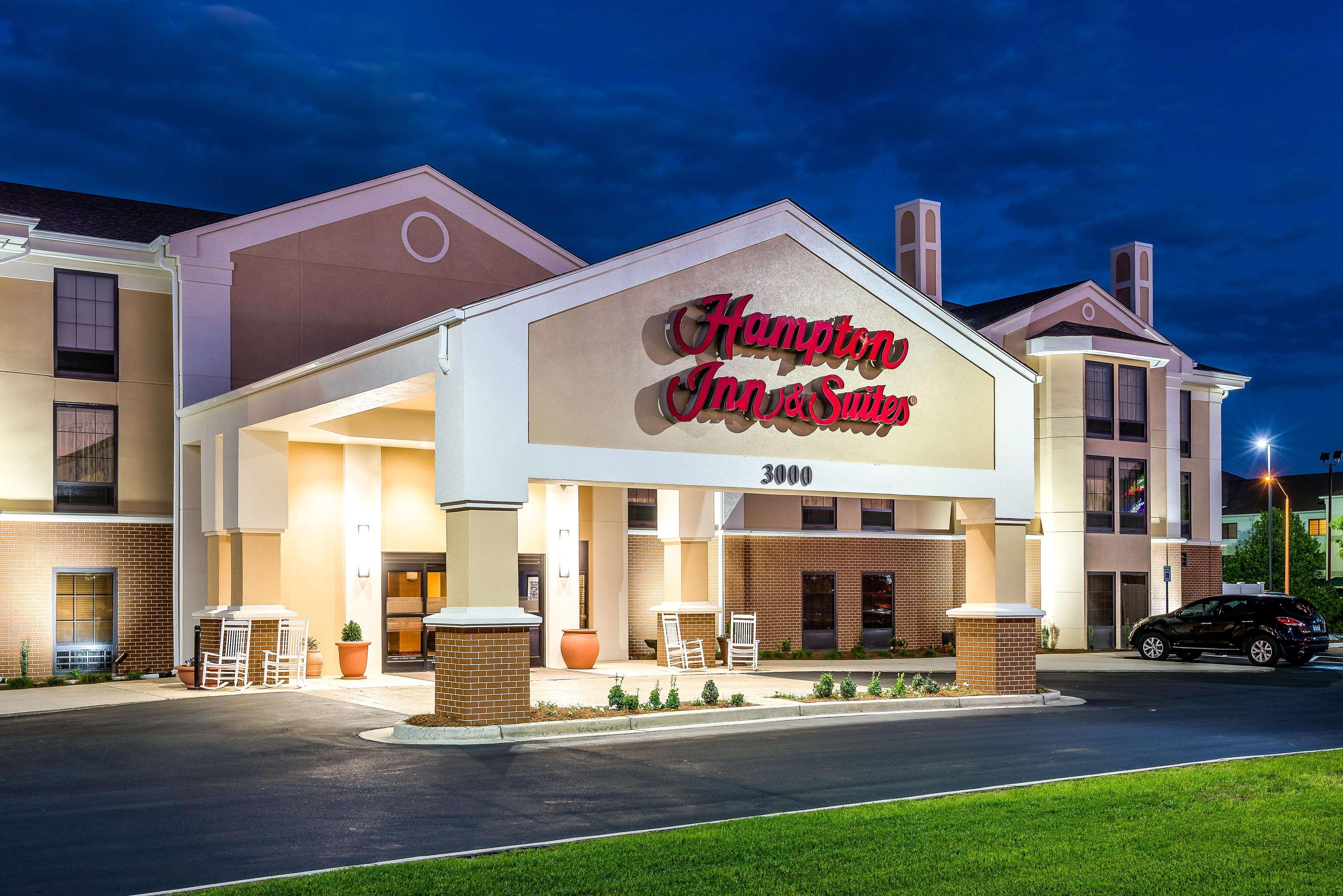 Hampton Inn & Suites Florence Center Exterior photo